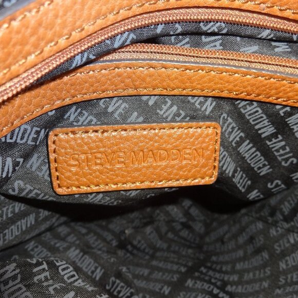 Steve Madden purse, mustard yellow, brown straps, gold tone hardware, 10x11 - Picture 4 of 11